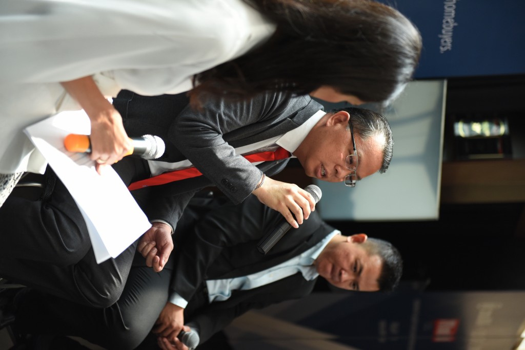 The Managing Director of IJM LAND, Mr. Edward Chong Sin Kiat explains the  HomeTIPS, Triple Insurance Protection Scheme to members of the media