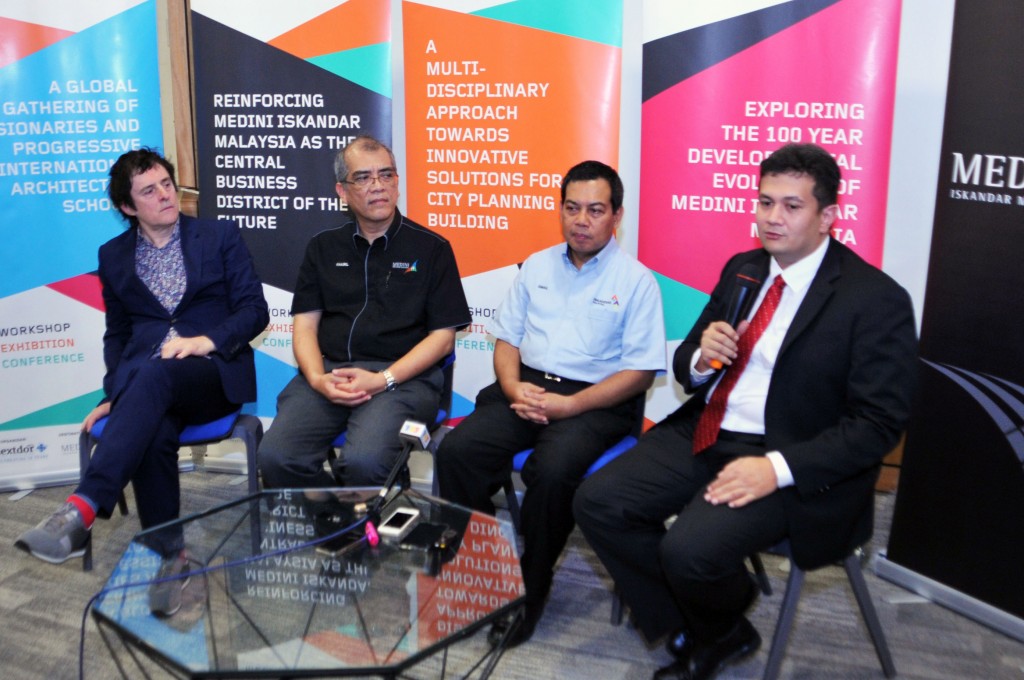 At the Press Conference: Prof. Tom Kovac, Artistic Director (Curator) of the Malaysia Biennial and Professor of RMIT University, Datuk Khairil Anwar Ahmad, MIM Managing Director/ Chief Executive Officer,  YBhg. Prof Datuk Ismail Ibrahim, Chief Executive of Iskandar Regional Development Authority  and Mr. Imran Clyde, Founder of Malaysia Biennial and Executive Director of Nextdor Property Communications.