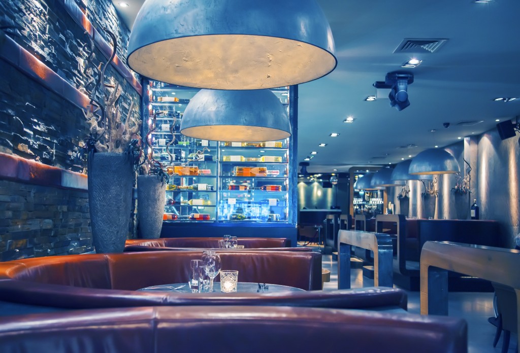 interior_of_restaurant_50