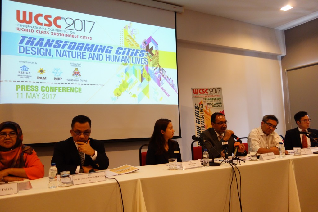 WCSC 2017 esteemed panelists deliberate on sustainable and vibrant cities to complement human lives